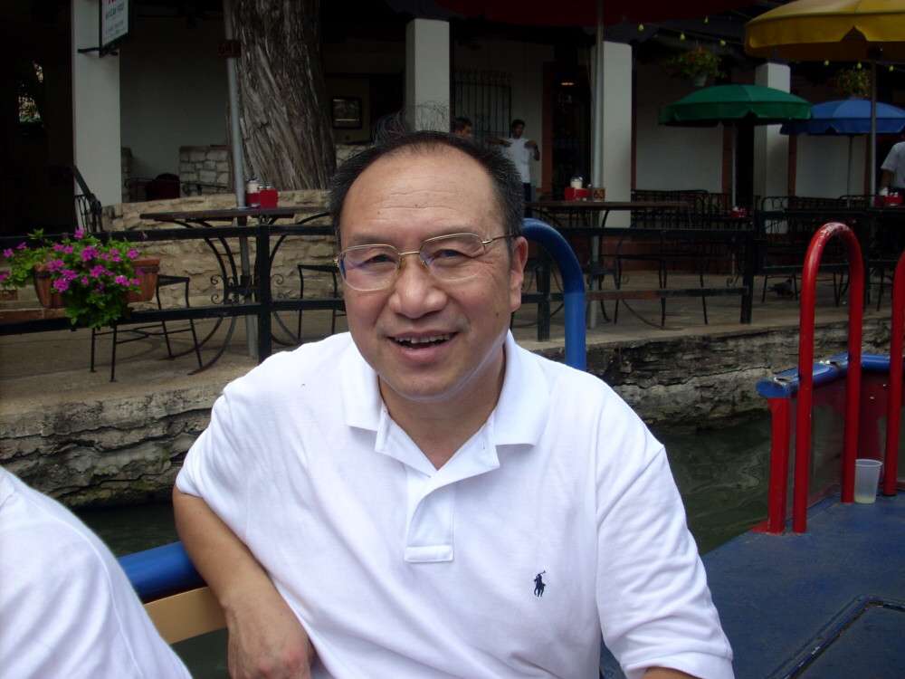 众彩娱乐官方网站十分重视师资队伍建设